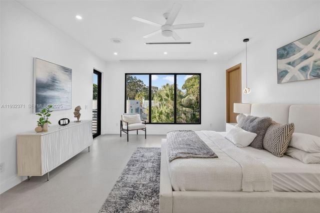 1013 SE 9th St, Fort Lauderdale, FL 33316