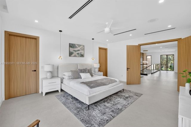 1013 SE 9th St, Fort Lauderdale, FL 33316