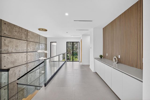 1013 SE 9th St, Fort Lauderdale, FL 33316