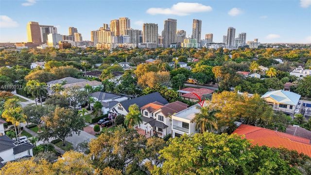 1013 SE 9th St, Fort Lauderdale, FL 33316