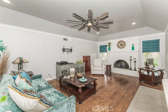 1572 W Millbrae, Fresno, CA 93711