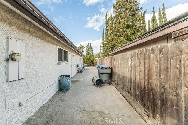 1572 W Millbrae, Fresno, CA 93711