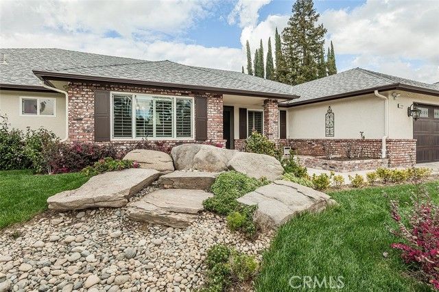 1572 W Millbrae, Fresno, CA 93711