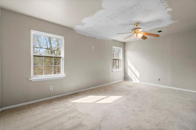 2292 Rolling Hills Road, Conroe, TX 77303