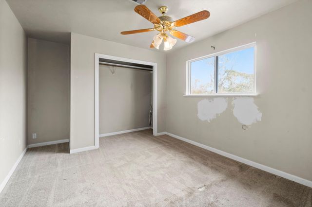 2292 Rolling Hills Road, Conroe, TX 77303