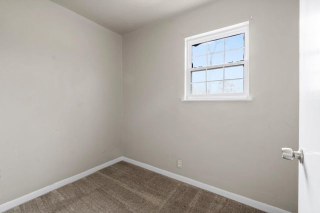 2292 Rolling Hills Road, Conroe, TX 77303