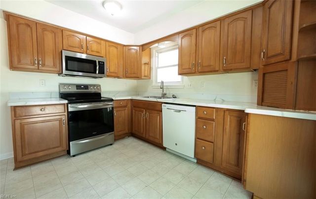 1501 Crawley CIR, Virginia Beach, VA 23464