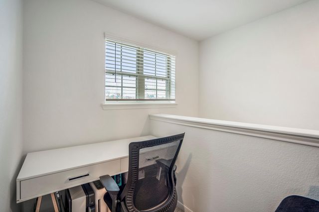 10477 Pineland Drive, Willis, TX 77378