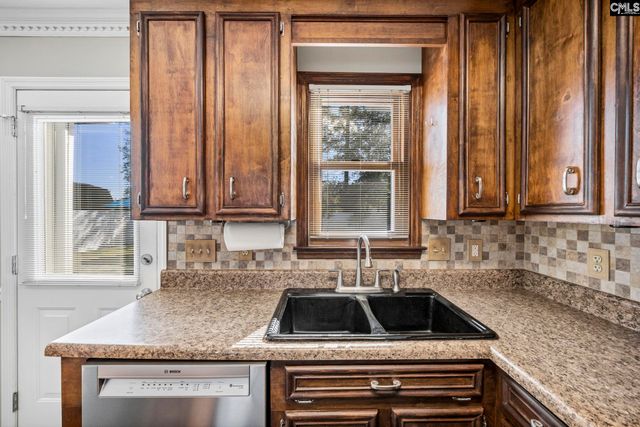 137 Courtney Oak Drive, West Columbia, SC 29170