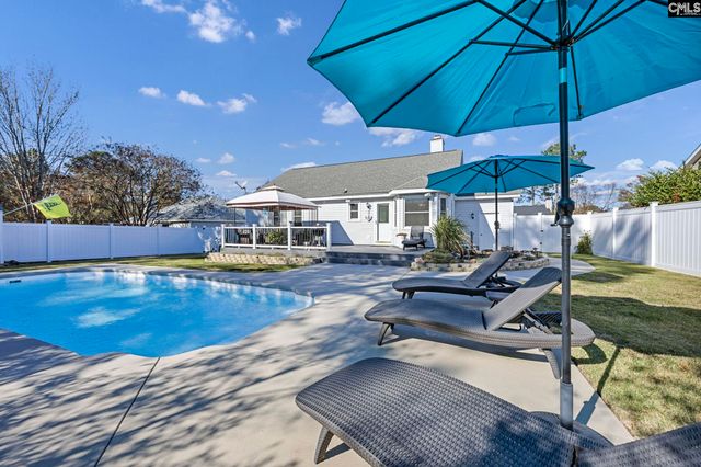 137 Courtney Oak Drive, West Columbia, SC 29170