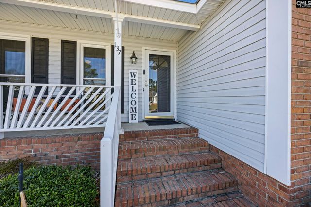 137 Courtney Oak Drive, West Columbia, SC 29170