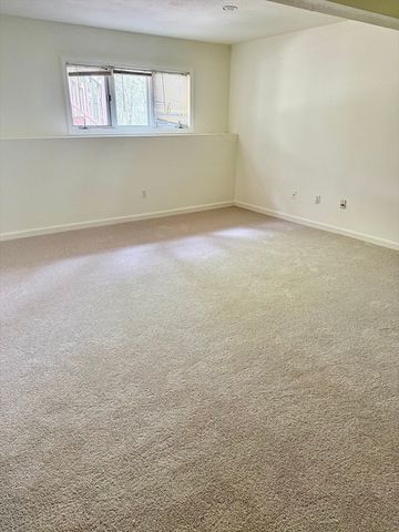 6 Lilac Court 6, Hopkinton, MA 01748