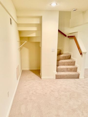 6 Lilac Court 6, Hopkinton, MA 01748