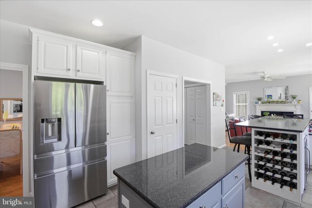 725 OXFORD RD, Lancaster, PA 17601