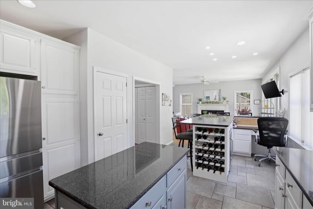 725 OXFORD RD, Lancaster, PA 17601