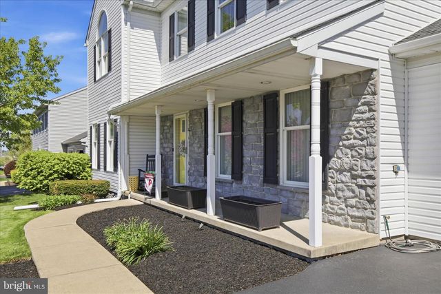 725 OXFORD RD, Lancaster, PA 17601