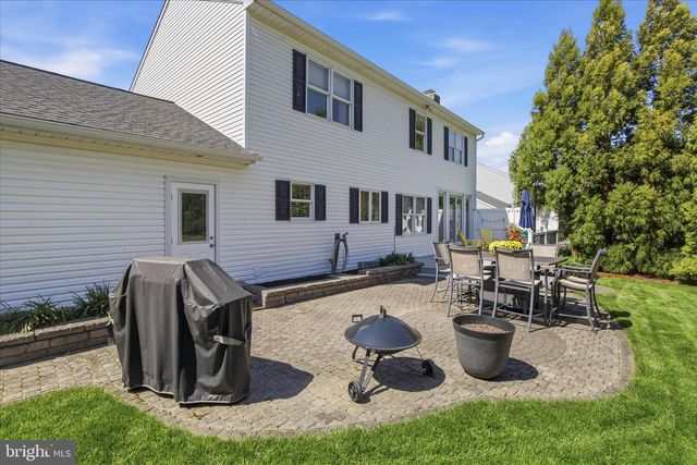 725 OXFORD RD, Lancaster, PA 17601