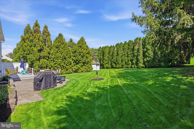 725 OXFORD RD, Lancaster, PA 17601