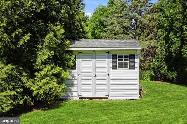 725 OXFORD RD, Lancaster, PA 17601