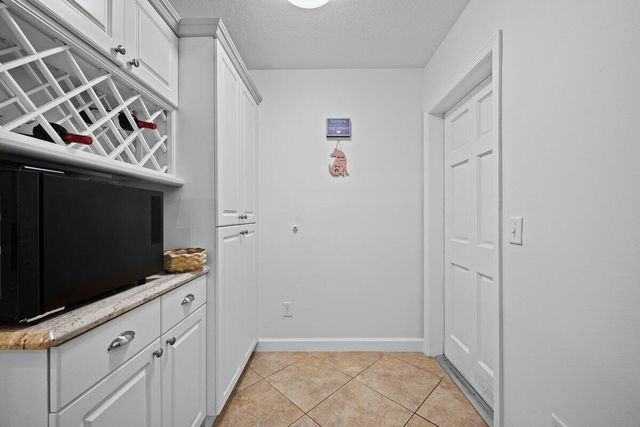 2611 SE Tropical East Circle, Port St Lucie, FL 34952