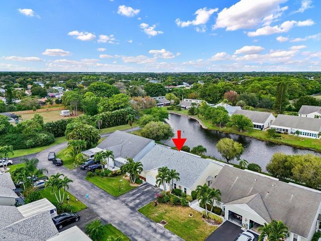 2611 SE Tropical East Circle, Port St Lucie, FL 34952