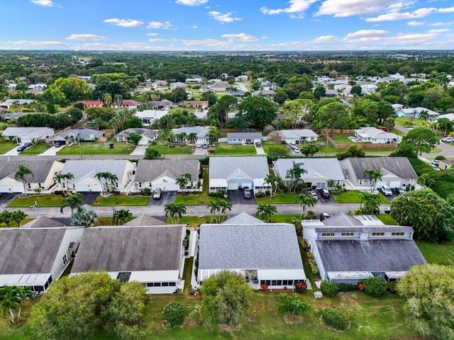 2611 SE Tropical East Circle, Port St Lucie, FL 34952