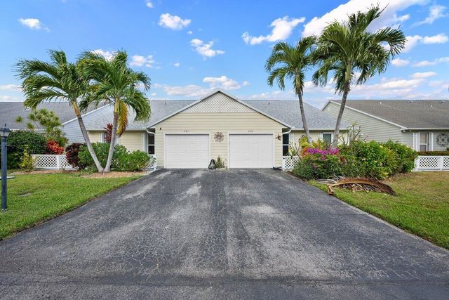 2611 SE Tropical East Circle, Port St Lucie, FL 34952