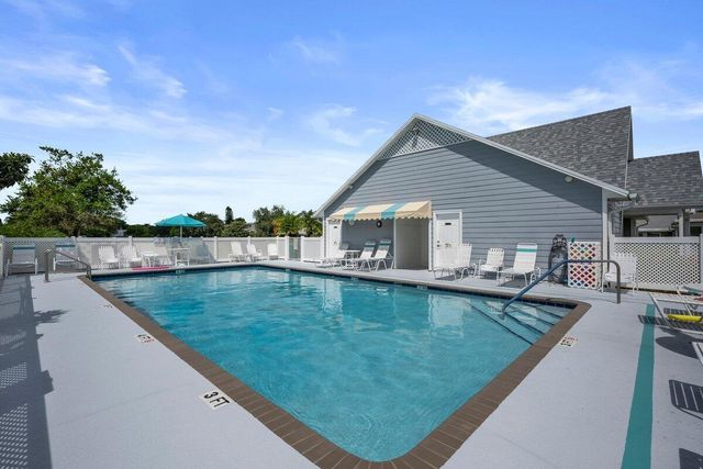 2611 SE Tropical East Circle, Port St Lucie, FL 34952