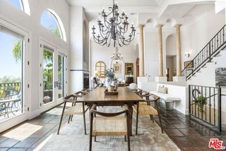 6383 Quebec Drive, Los Angeles, CA 90068