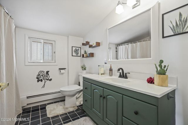 124 Queen Ann Road, Brick, NJ 08723