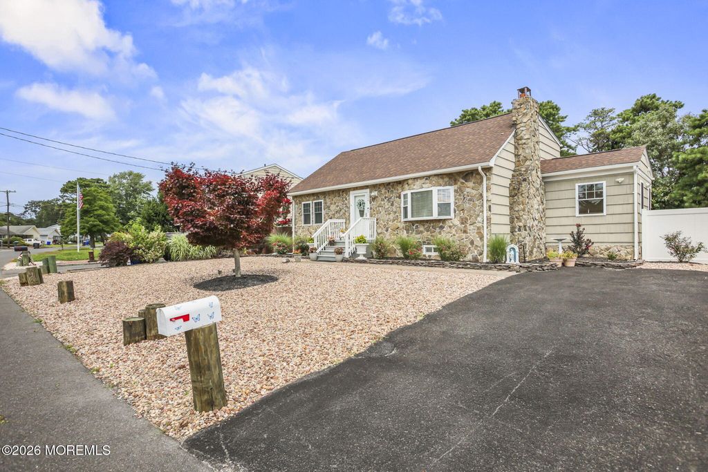 124 Queen Ann Road, Brick, NJ 08723