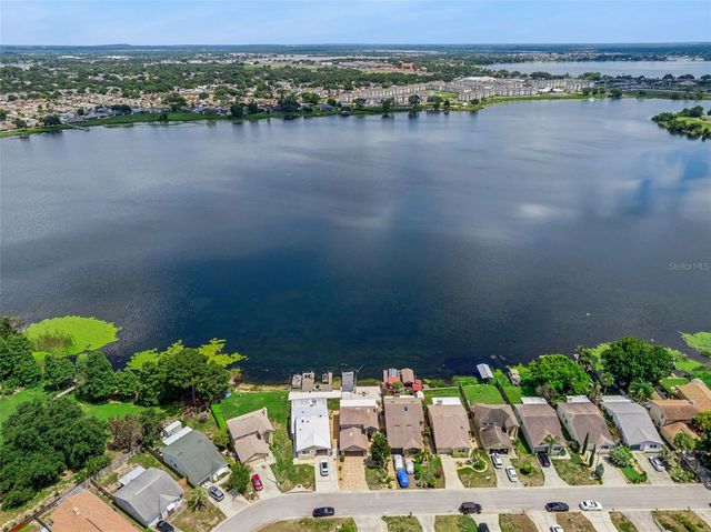 681 LAKE DEXTER CIRCLE, Winter Haven, FL 33884
