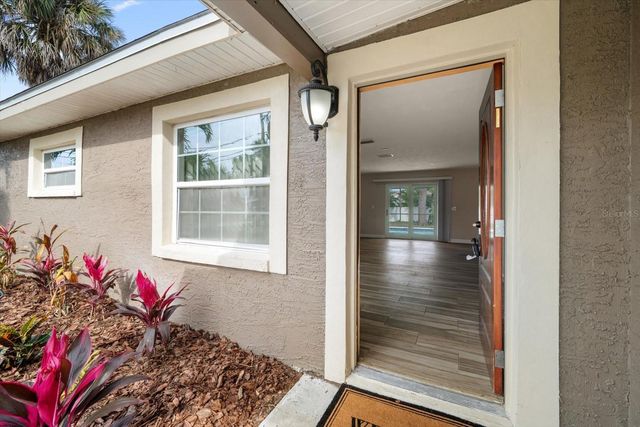 11 JEFF ROAD, Largo, FL 33774