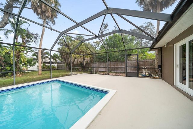 11 JEFF ROAD, Largo, FL 33774