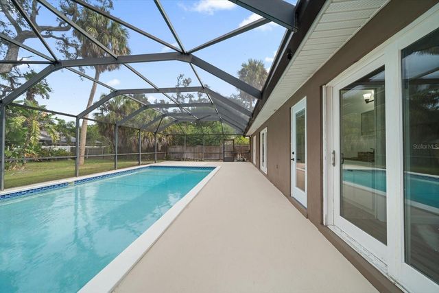 11 JEFF ROAD, Largo, FL 33774