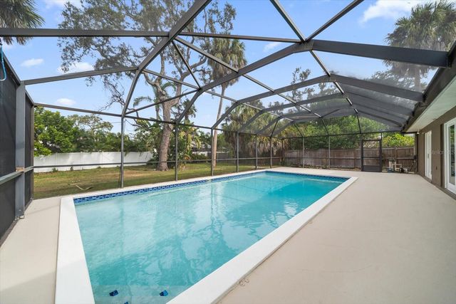 11 JEFF ROAD, Largo, FL 33774