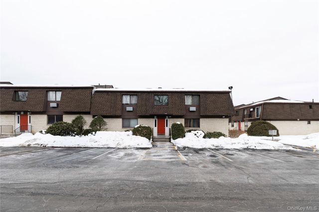 1212 Cherry Hill Drive, Poughkeepsie, NY 12603