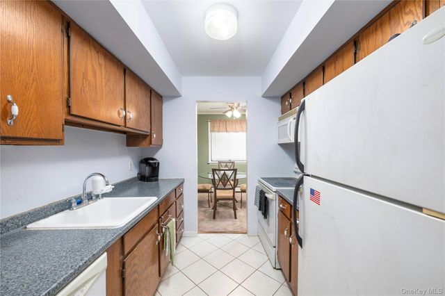 1212 Cherry Hill Drive, Poughkeepsie, NY 12603