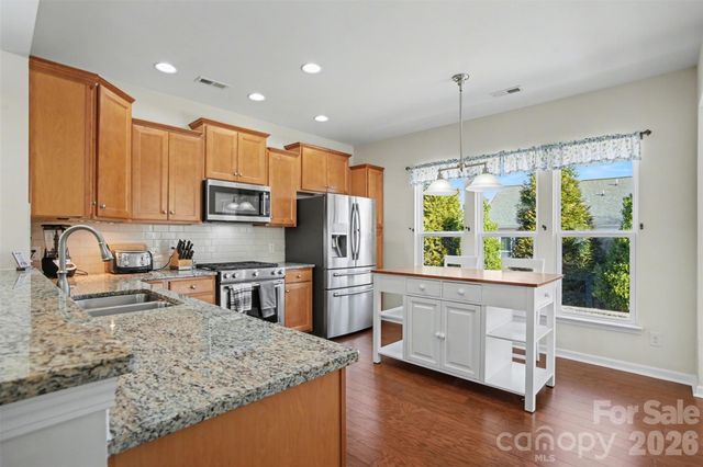 8024 Carolina Lakes Way, Fort Mill, SC 29707