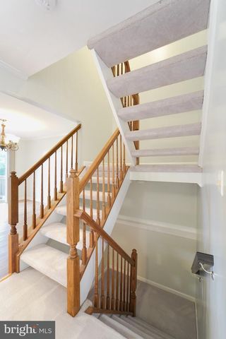 5718 CROATAN CT, Centreville, VA 20120