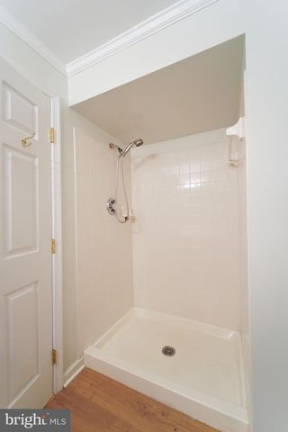5718 CROATAN CT, Centreville, VA 20120