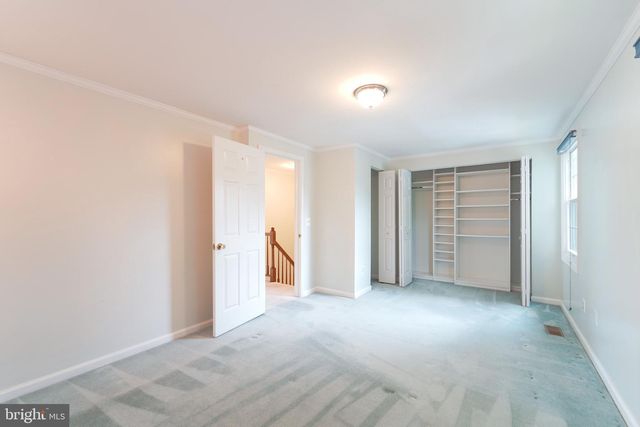 5718 CROATAN CT, Centreville, VA 20120