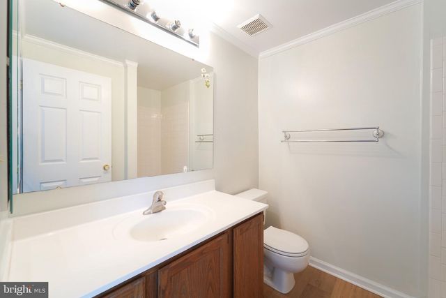 5718 CROATAN CT, Centreville, VA 20120