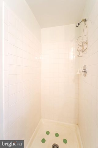 5718 CROATAN CT, Centreville, VA 20120