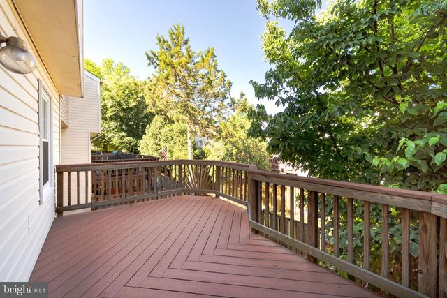 5718 CROATAN CT, Centreville, VA 20120