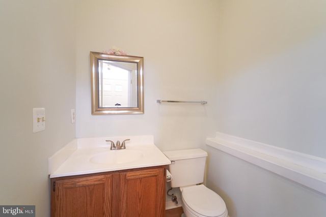 5718 CROATAN CT, Centreville, VA 20120