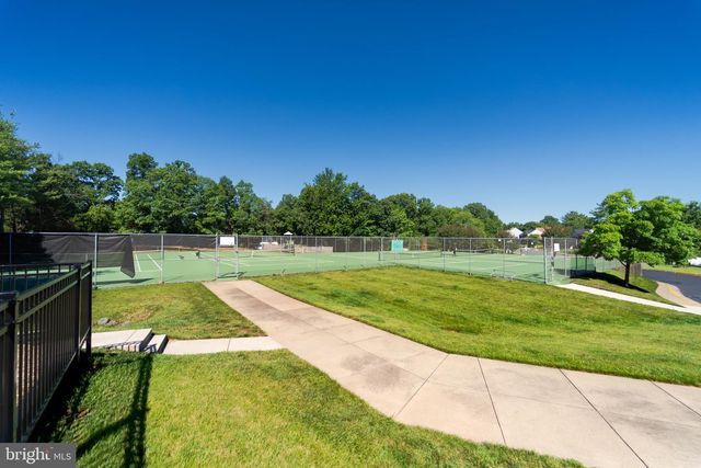 5718 CROATAN CT, Centreville, VA 20120