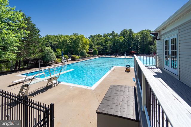 5718 CROATAN CT, Centreville, VA 20120