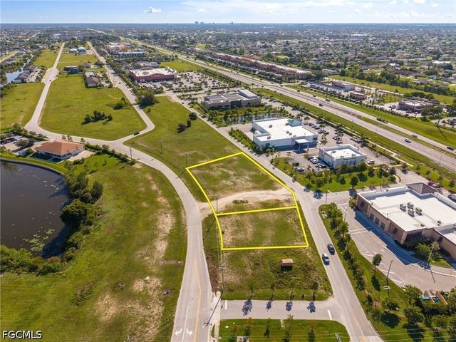 1504 SW 6th TER, Cape Coral, FL 33991