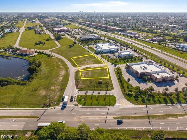 1504 SW 6th TER, Cape Coral, FL 33991